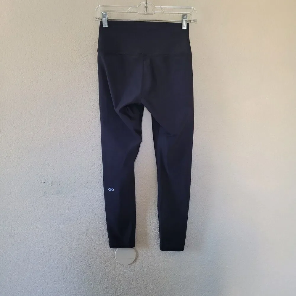 ALO Yoga 7/8 High Waist Airlift Black Leggings Size Medium Pull On Performance